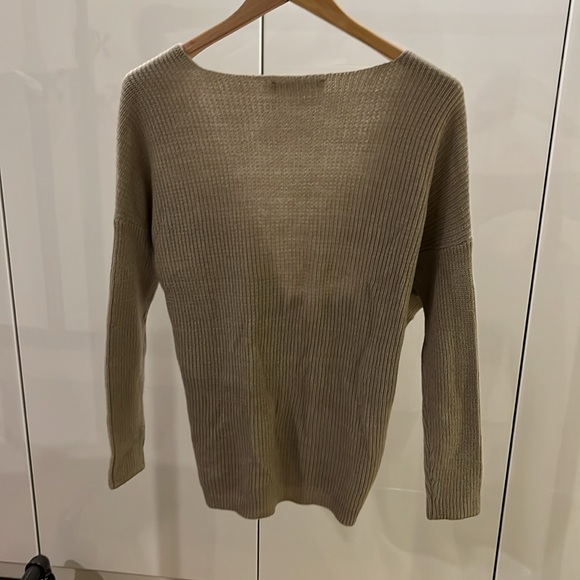 ASTR The Label - Knit Sweater - Picture 4 of 4
